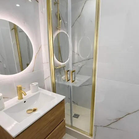 Coeur 16 Avec Terasse - 2p Apartament Paryż